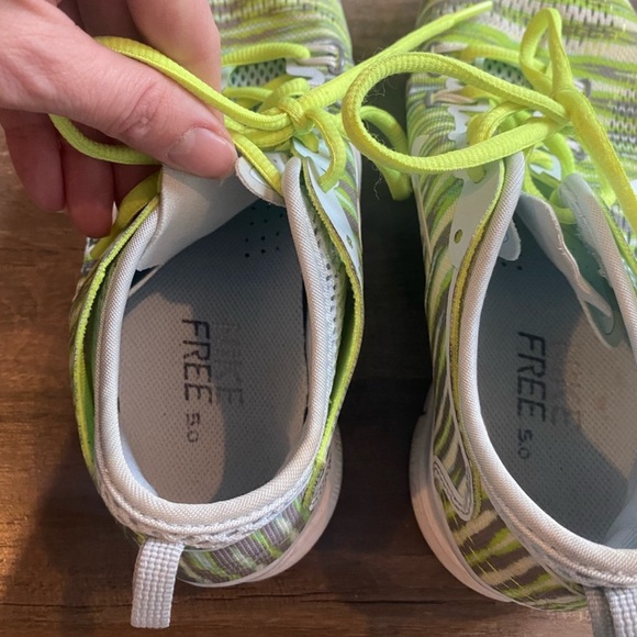 Nike Running Shoes - Picture 7 of 10